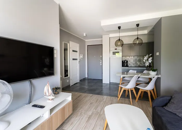 Batorego 7 Z Parkingiem Apartamento *