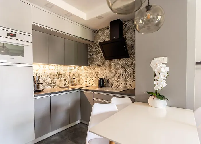 Batorego 7 Z Parkingiem