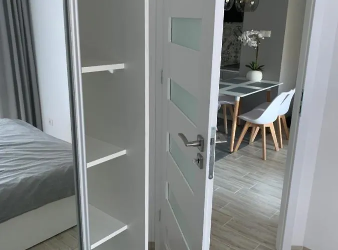 Batorego 7 Z Parkingiem Apartamento